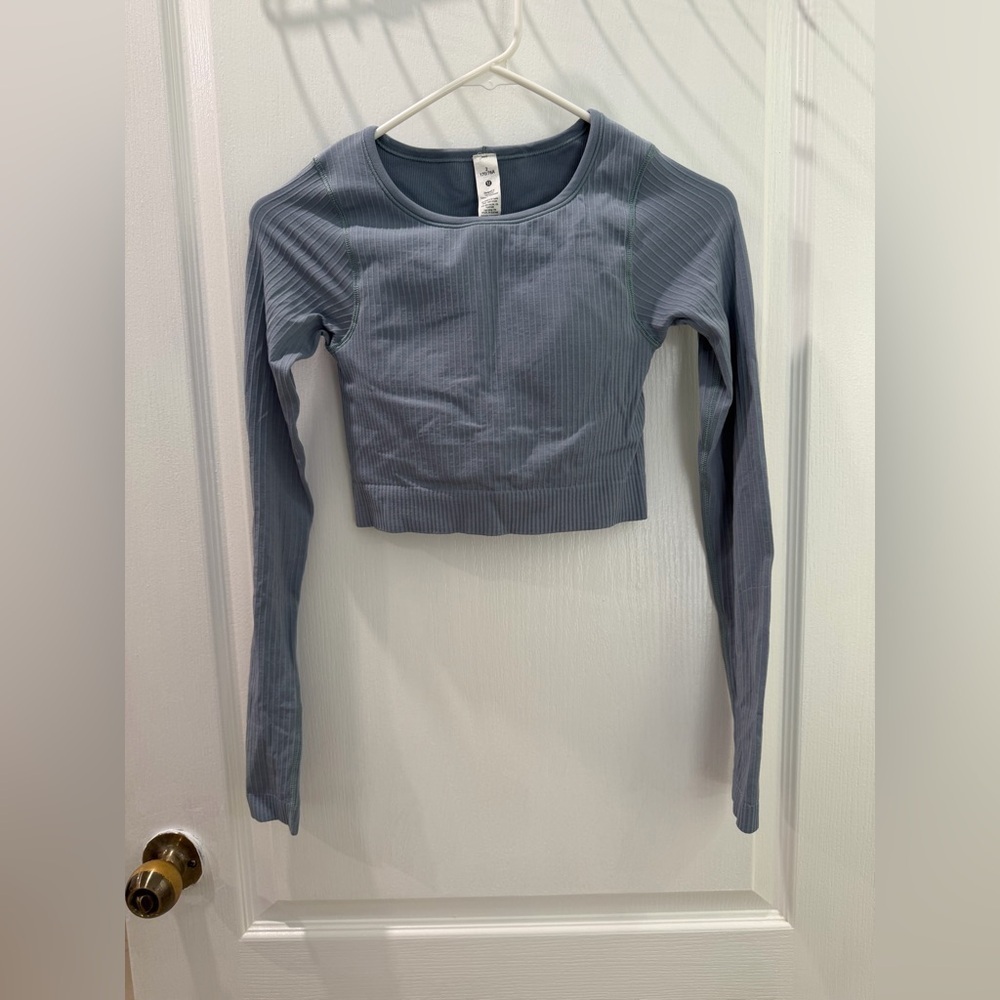 Lululemon Ebb to Street Long-Sleeve Shirt Chambray (Size 2) - Picture 5 of 10